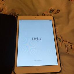 OPEN TO OFFERS
Pristine condition iPad mini 16g. Hardly used, no scratches and basically as good as brand new! Not locked to any specific phone provider, sim and WiFi connection.