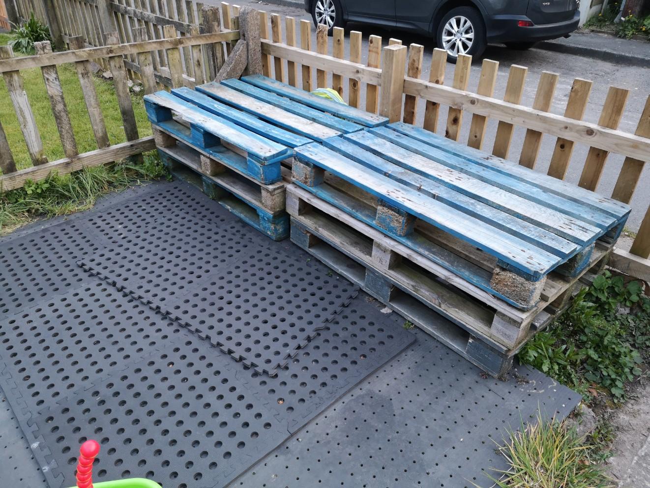 pallets in OL12 Rochdale for £10.00 for sale Shpock