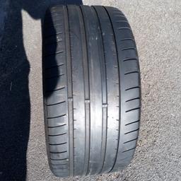 255 35 19 Dunlop Sport Maxx GT tyre on very good used condition, the tread left is 3.5-4.00mm.