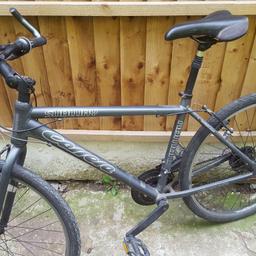 Great condition mens Carrera bicycle with sram grip shift gears. new road tyres and 26 inch wheels. seat has supension and is great for commuting. Fully working and ready to ride.