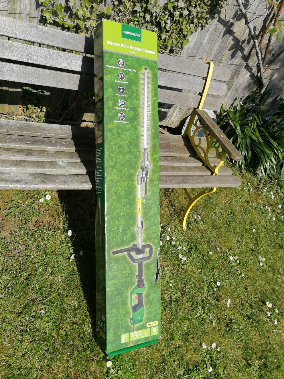 Gardenline electric pole hedge trimmer in BN21 Eastbourne for £20.00