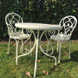 Metal Bistro Table & 2 Chairs 
Good condition, does have a few paint chips (see pic)
Very strong sturdy set
75cm Diameter
72cm H
Nationwide delivery can be arranged at buyers cost, please provide a postcode for a quote!