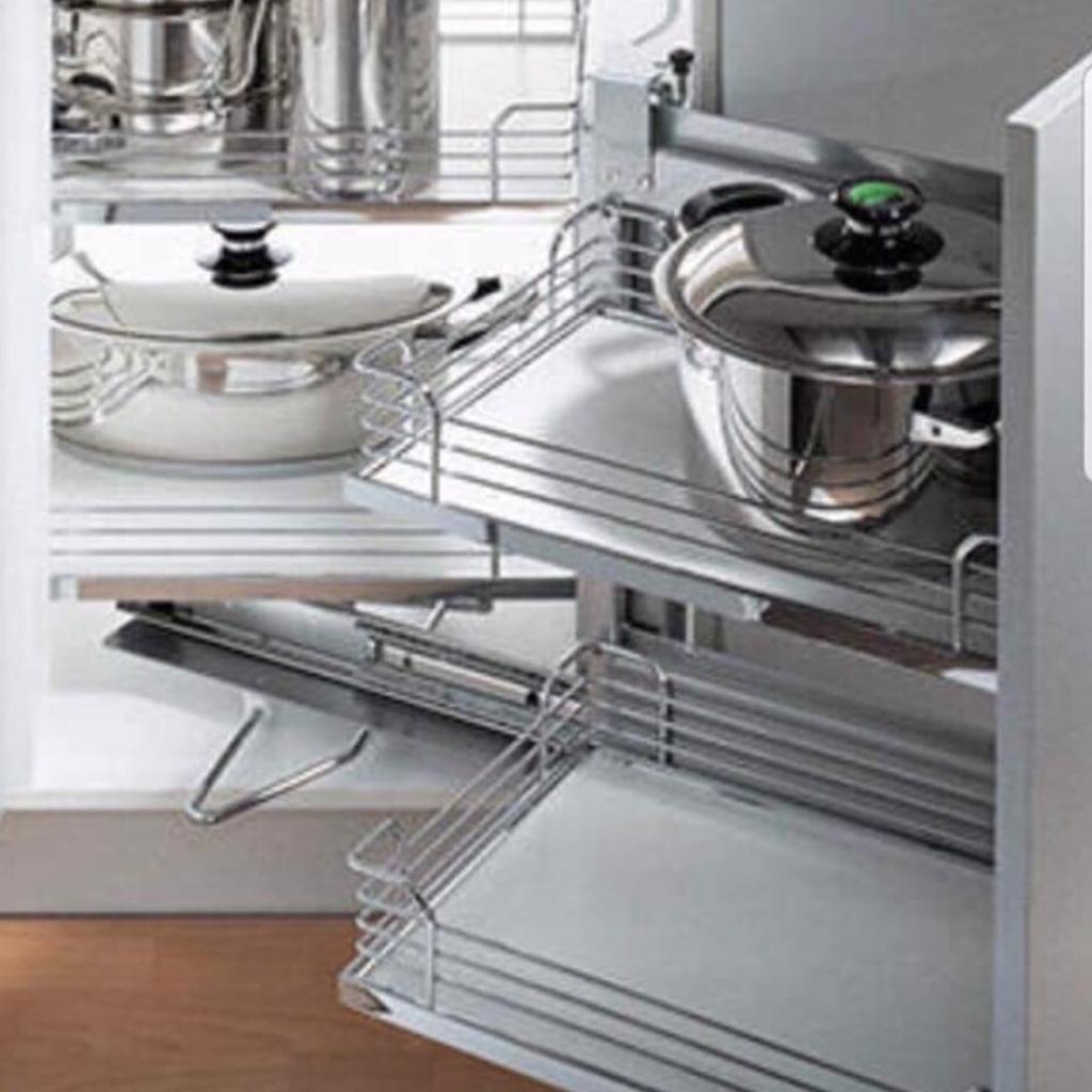 Wren Kitchen Magic Corner for 900 x 1000mm in S61 Rotherham für 80,00 ...