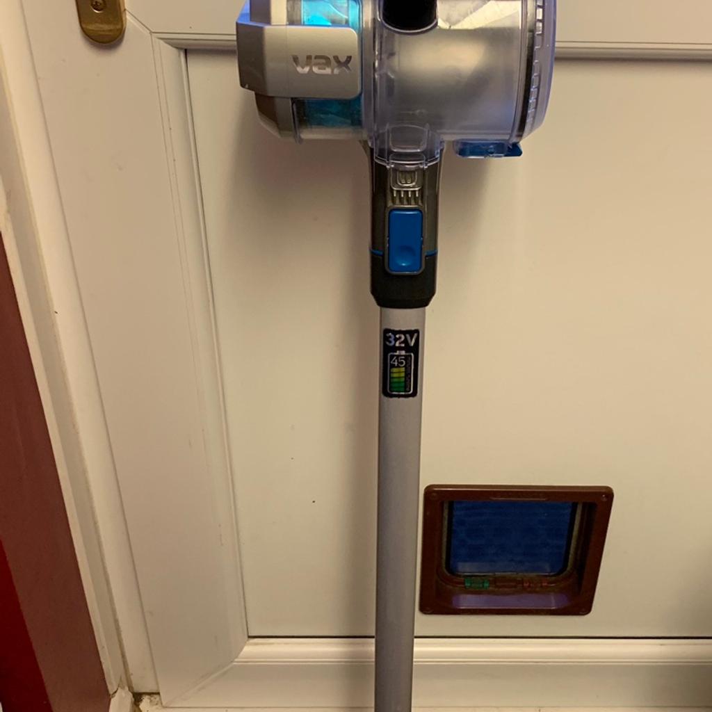 Vax Blade 2 32V cordless vacuum hoover in SL2 for £90.00 for sale Shpock