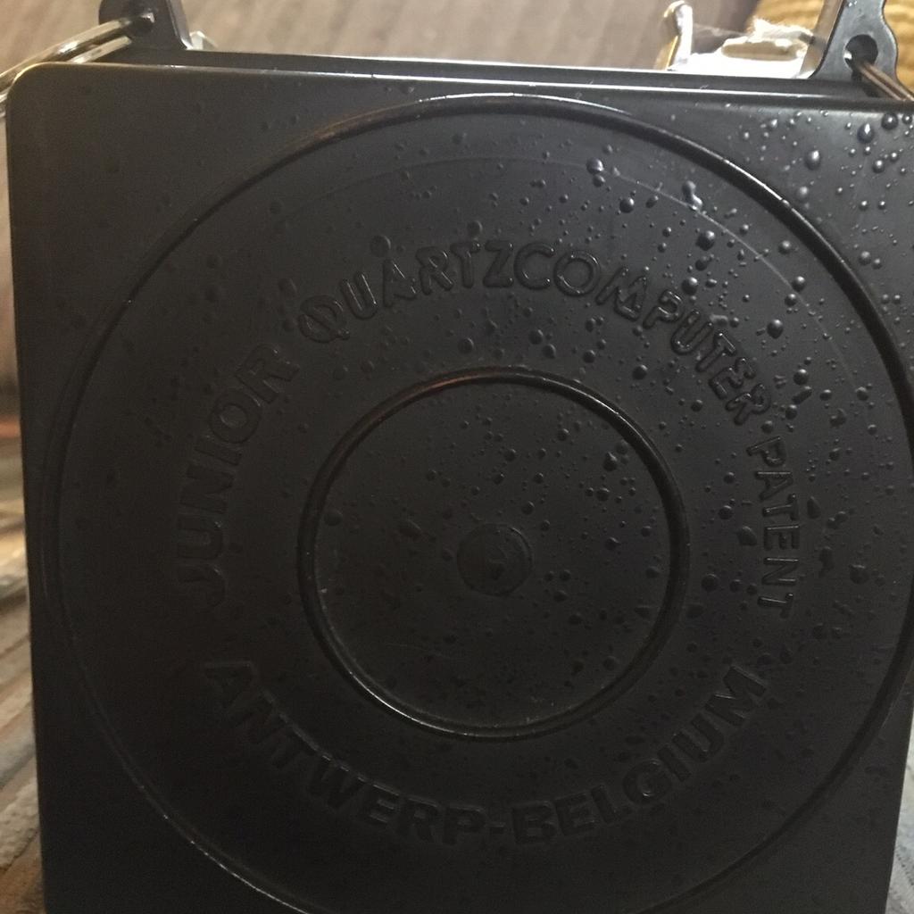 Pigeon boxes and pigeon t3 racing clock in Oakengates for £260.00 for