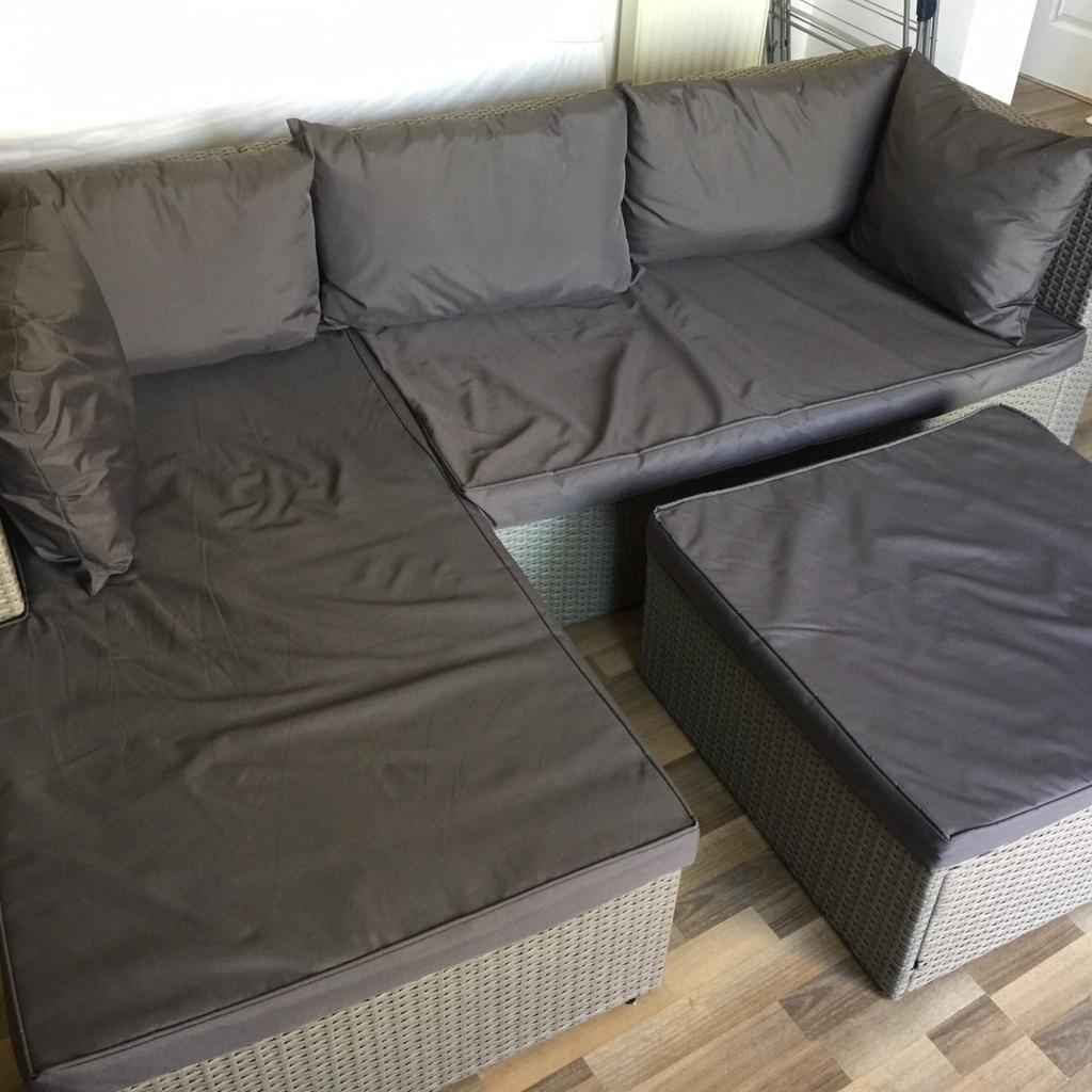 Aldi Grey Rattan Effect Corner Sofa in B79 Tamworth for £100.00 for