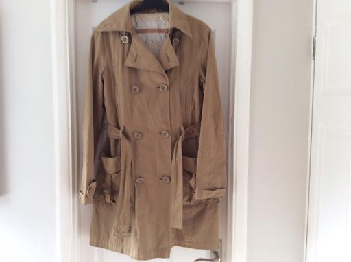 Buy & Sell South East London Crook Log - South East London - Photos for Ladies Trench Coat size 12