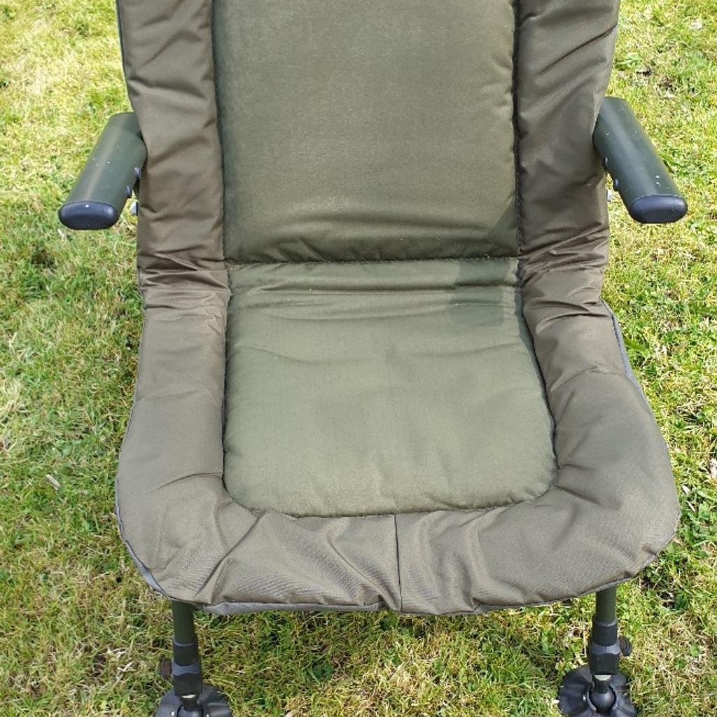 Advanta fishing chair hot sale