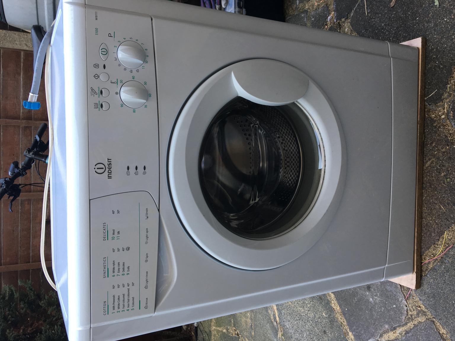 indesit w1b111