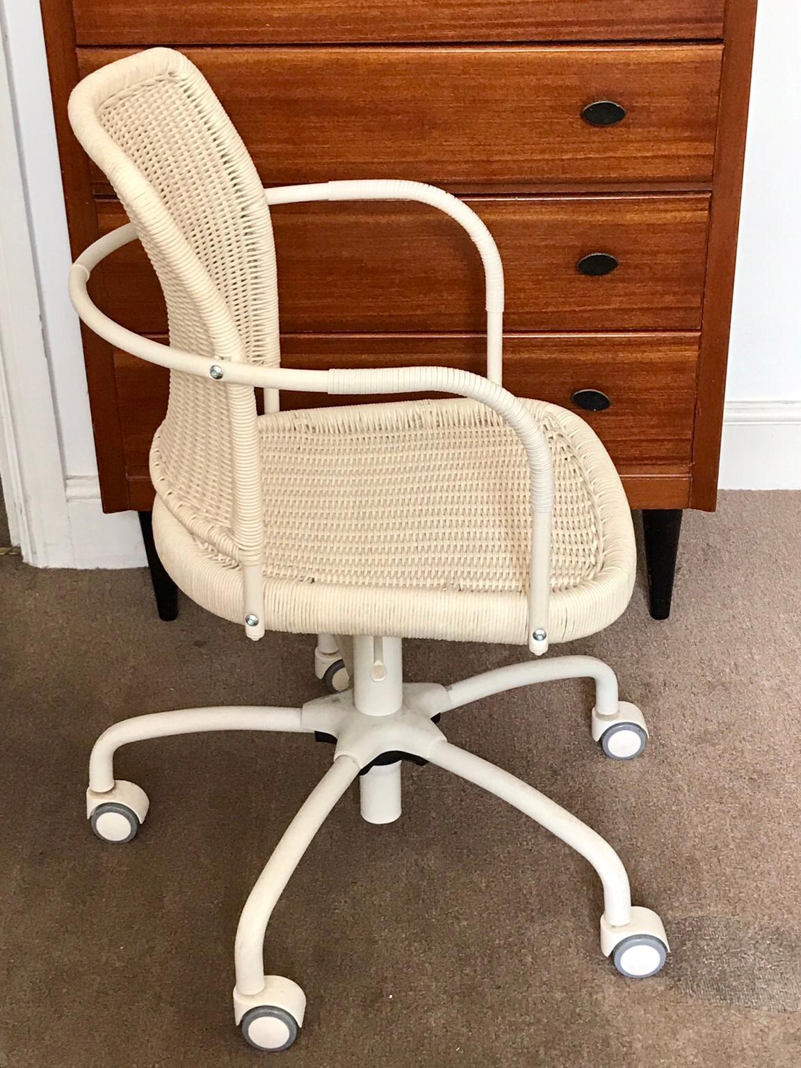 IKEA Cream off white rattan office chair in E8 Hackney for £55.00 for