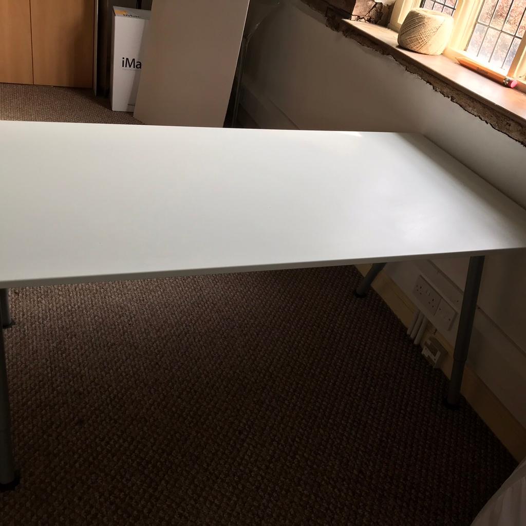 IKEA office desk white table 160cm x 80cm in UB10 London für 30,00