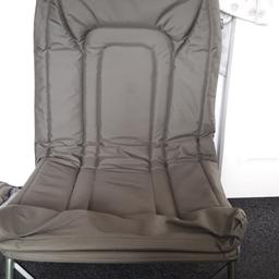 her I'a m selling carp fishing chair in excellent condition all adjusts