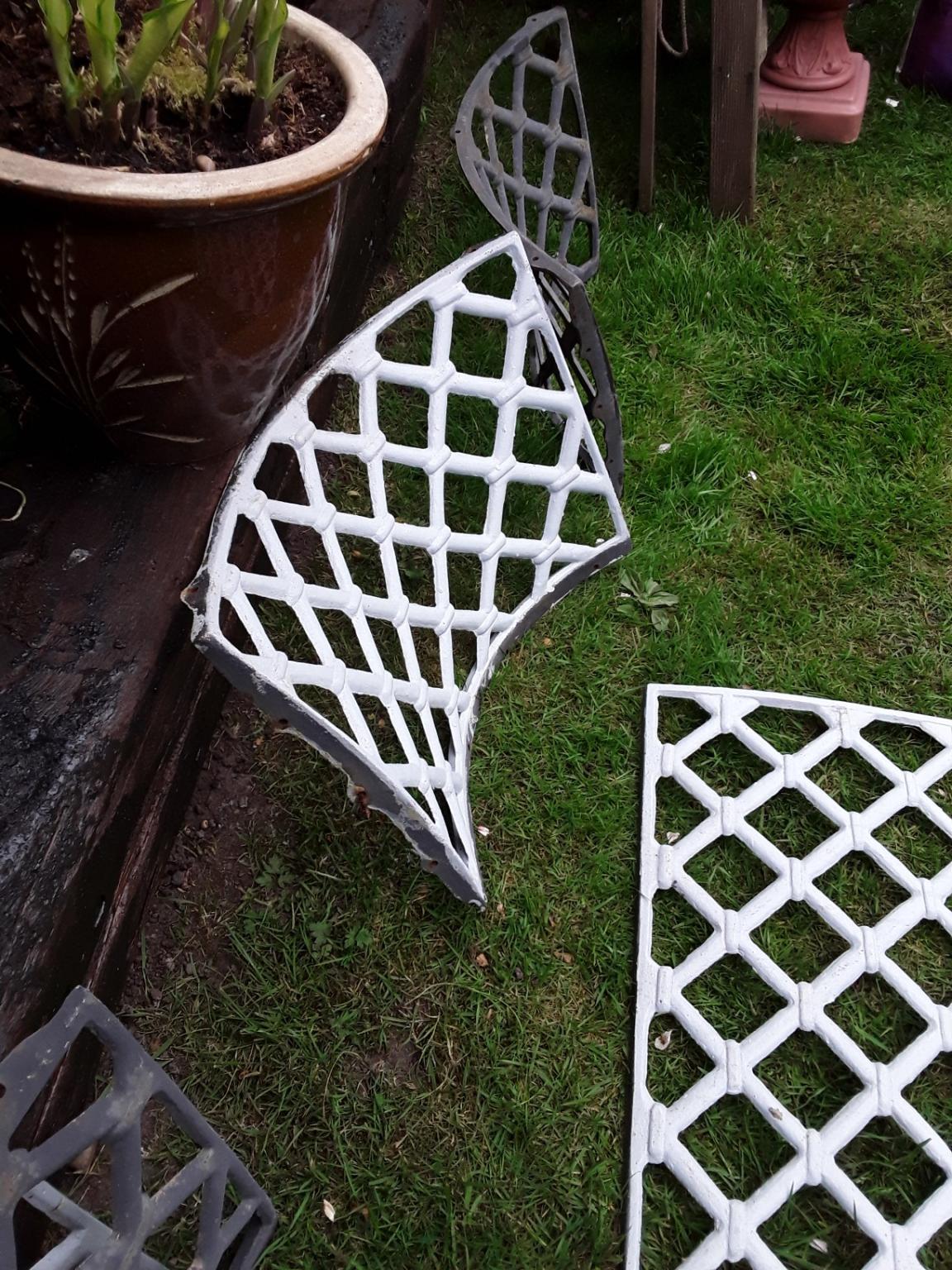 cast iron bench inserts in St Helens für 15,00 £ zum Verkauf | Shpock DE