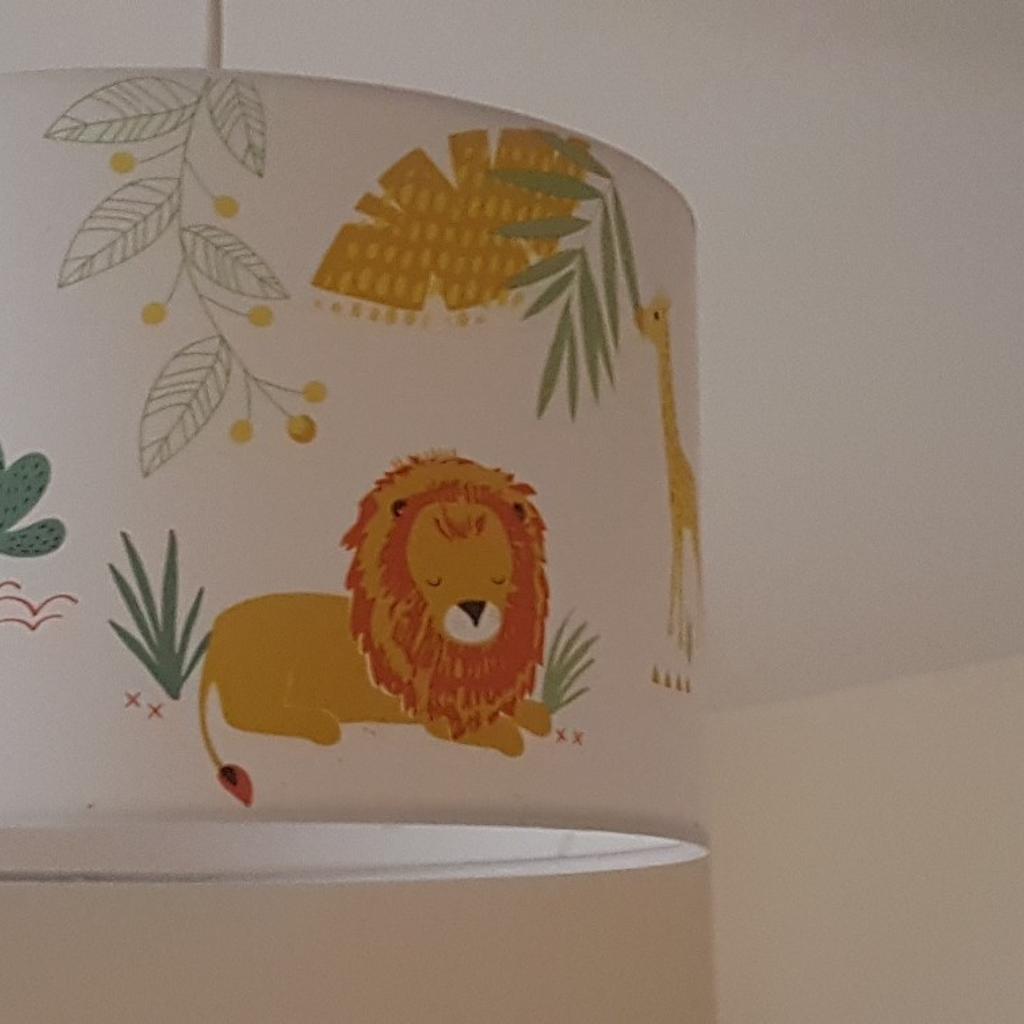 Nearly new Mothercare safari jungle lampshade in N8 London für 8,00
