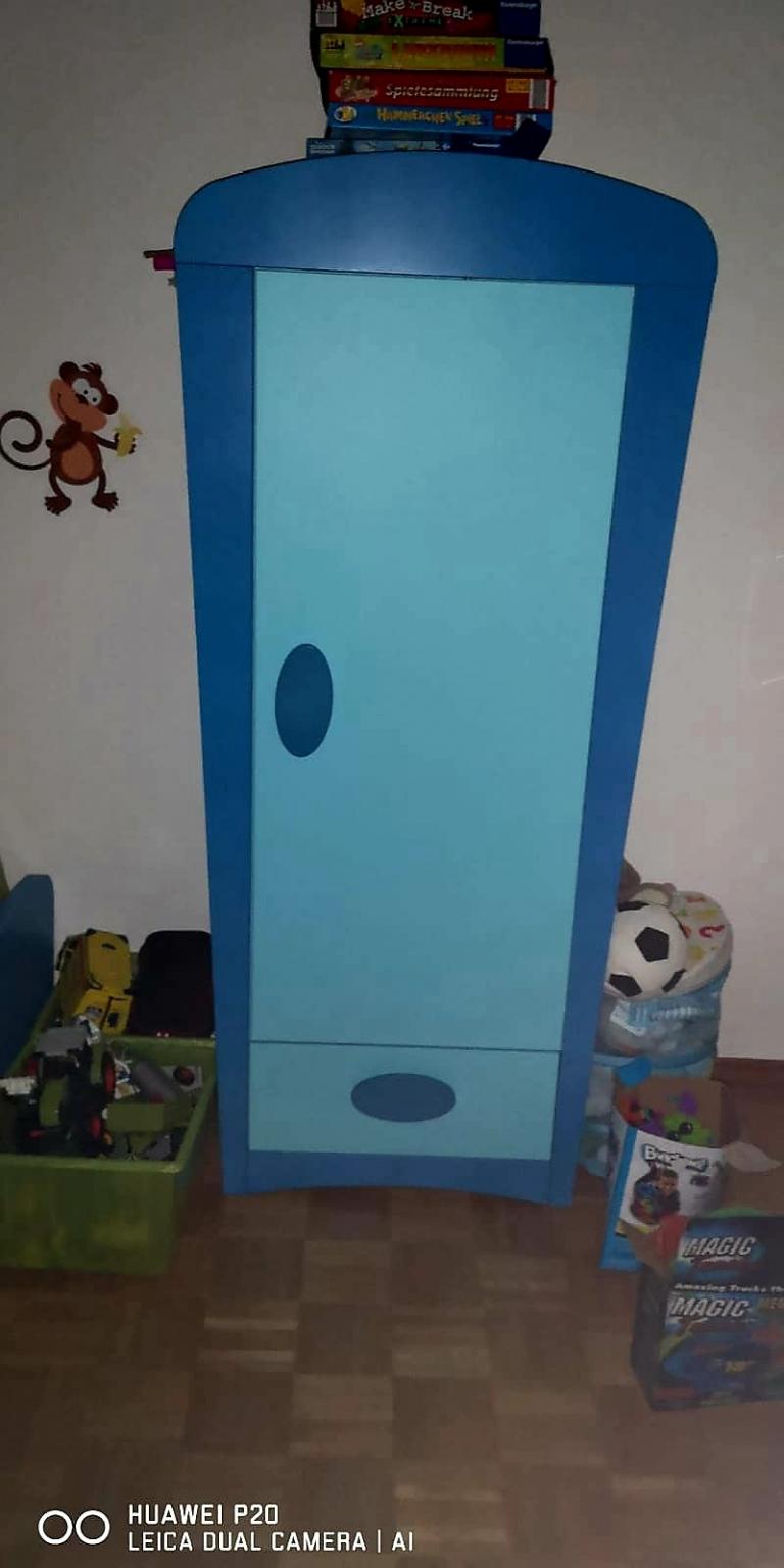 Mammut Ikea Schrank zu verkaufen in 75417 Mühlacker für 60,00 € zum