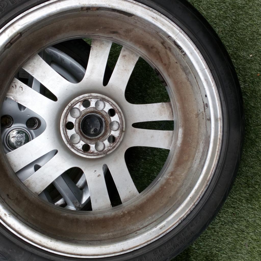 4 Alloy wheels Aruba Jaguar XType 18'' in HP13 für 120,00