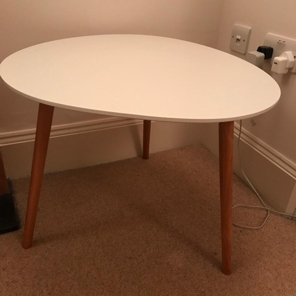 Coffee Tables in W8 Chelsea für £ 50,00 zum Verkauf | Shpock AT