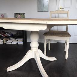 Beautiful table, perfect for up cycling. Four chairs which all need recovering and one has no foam padding. Sturdy pull out rest for drop down sides see photos
Selling as moved house . I did plan and start to shabby chic it, due to move never managed to finish it