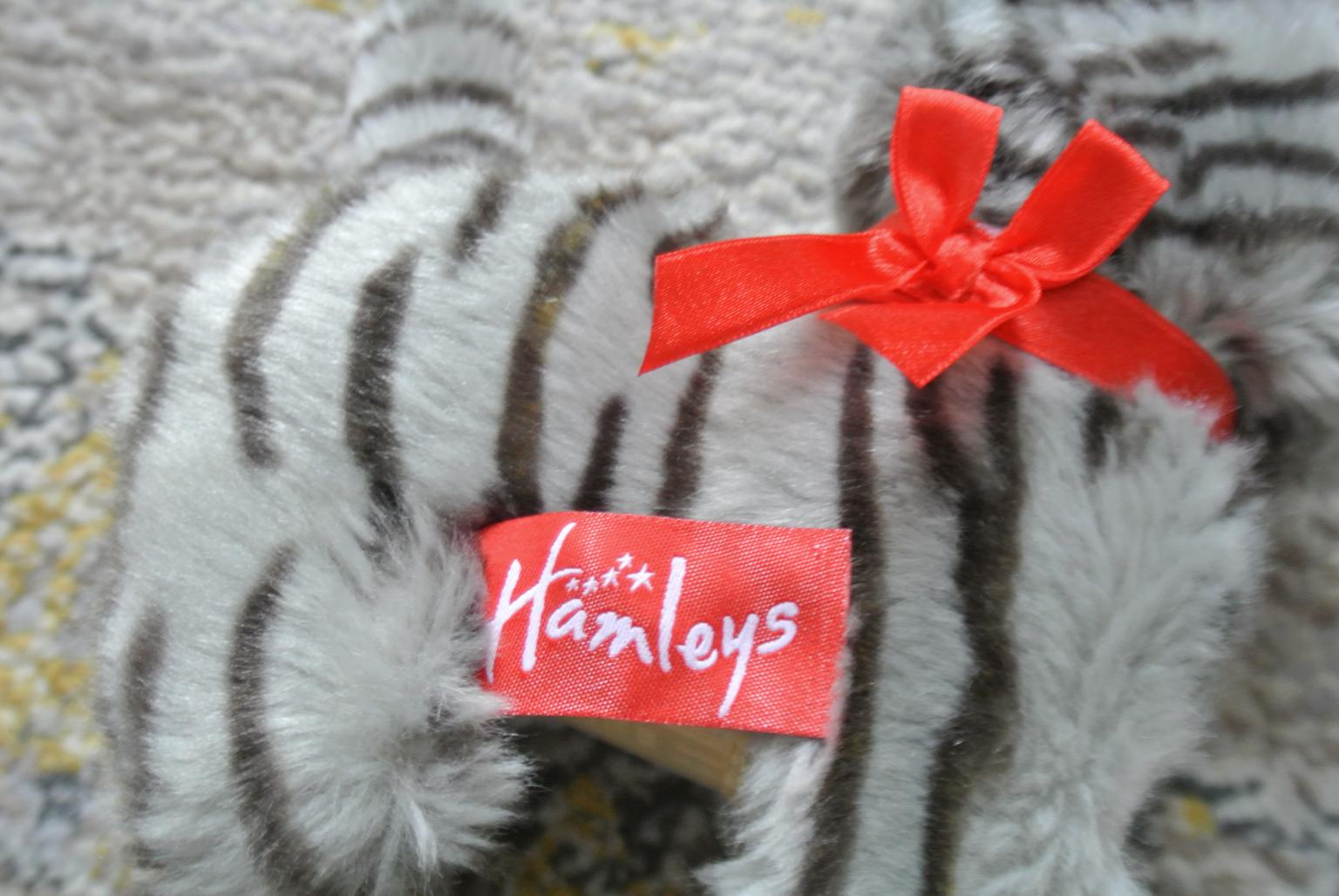 hamleys-store-walking-and-meowing-cat-toy-in-me14-maidstone-for-2-00