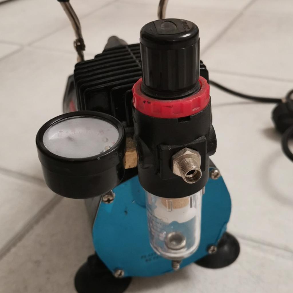 Airbrush-kompressor Rowi 148/23/1 in 74072 Heilbronn für € 10,00 zum ...