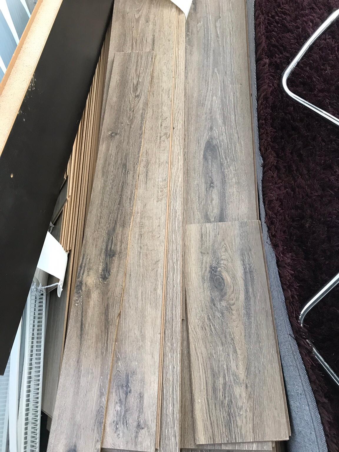 Laminate flooring 8mm in NG4 Gedling für 60,00 £ zum Verkauf Shpock DE
