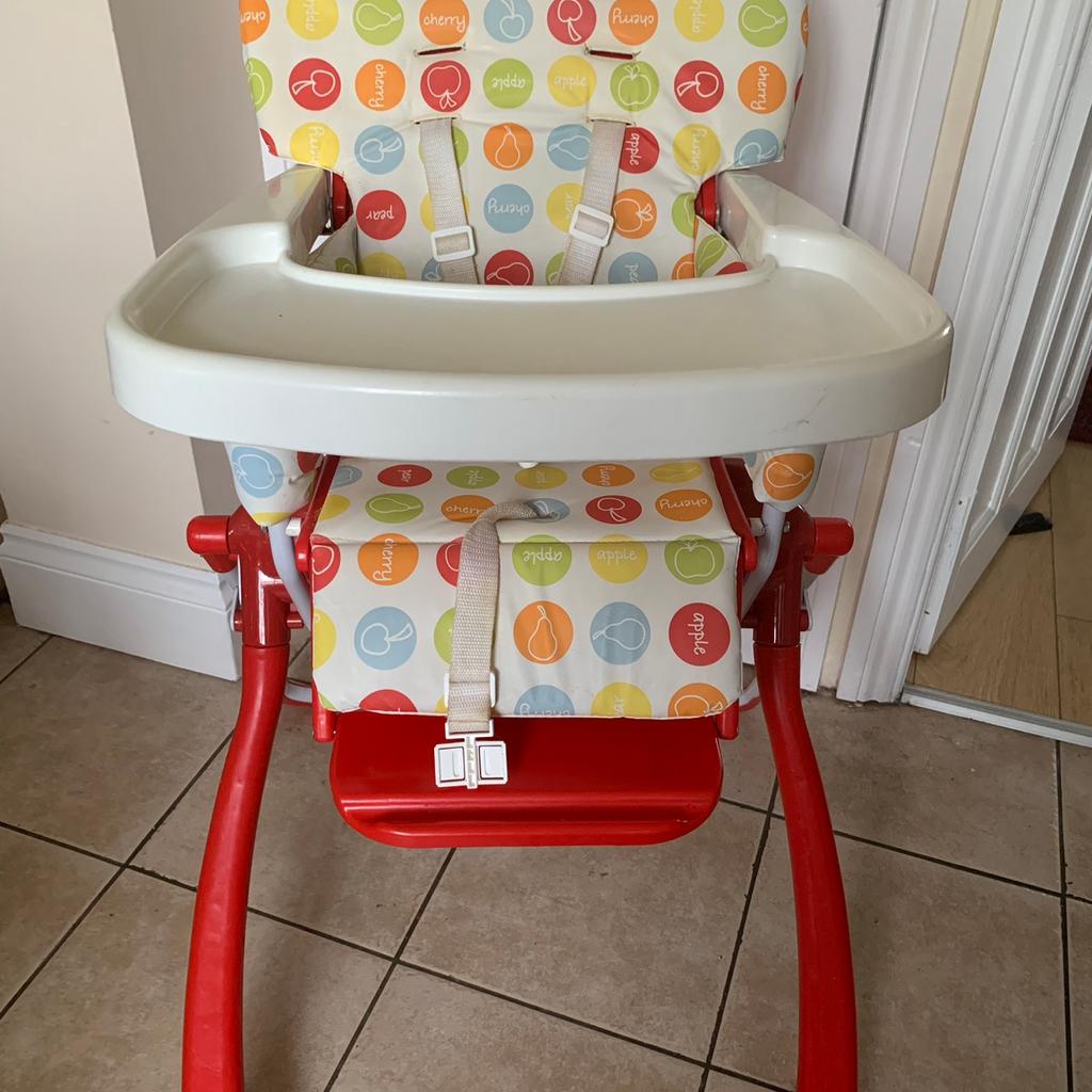 Highchair in E4 London für £ 15,00 zum Verkauf Shpock AT