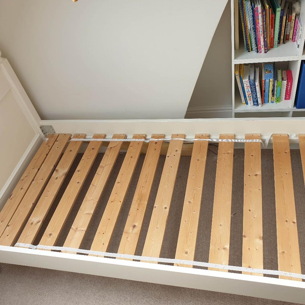 LITTLE FOLKS FARGO SINGLE BED W/ CARVED HEART in SO23 Winchester for £75.00 for sale Shpock