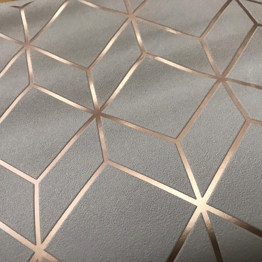 ‘Superfresco’ myrtle geo grey wallpaper in WV10 Wolverhampton for £12.
