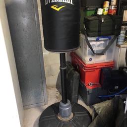 Very heavy base filled with water. Free standing boxing bag