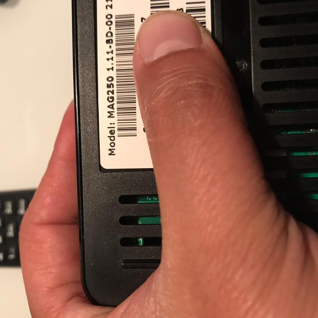 Gebrauchte MAG 250 Iptv in 1110 KG Kaiserebersdorf für € 25,00 zum ...