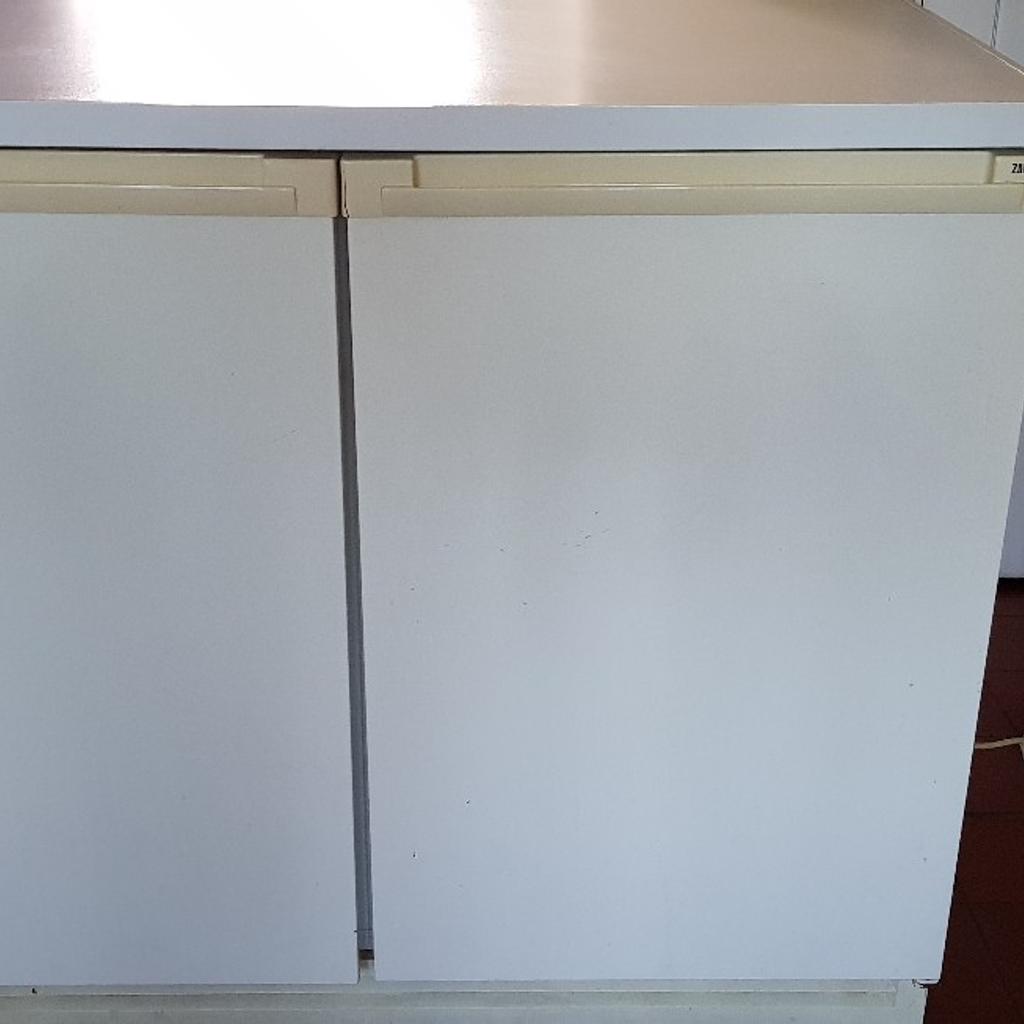 Zanussi Under Counter Fridge Freezer in DY1 Dudley for £40.00 for sale