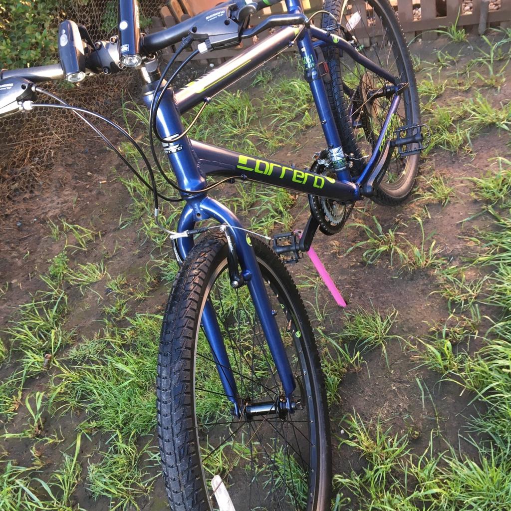 Carrera axle ltd blue frame with bright green in LN6 Lincoln for