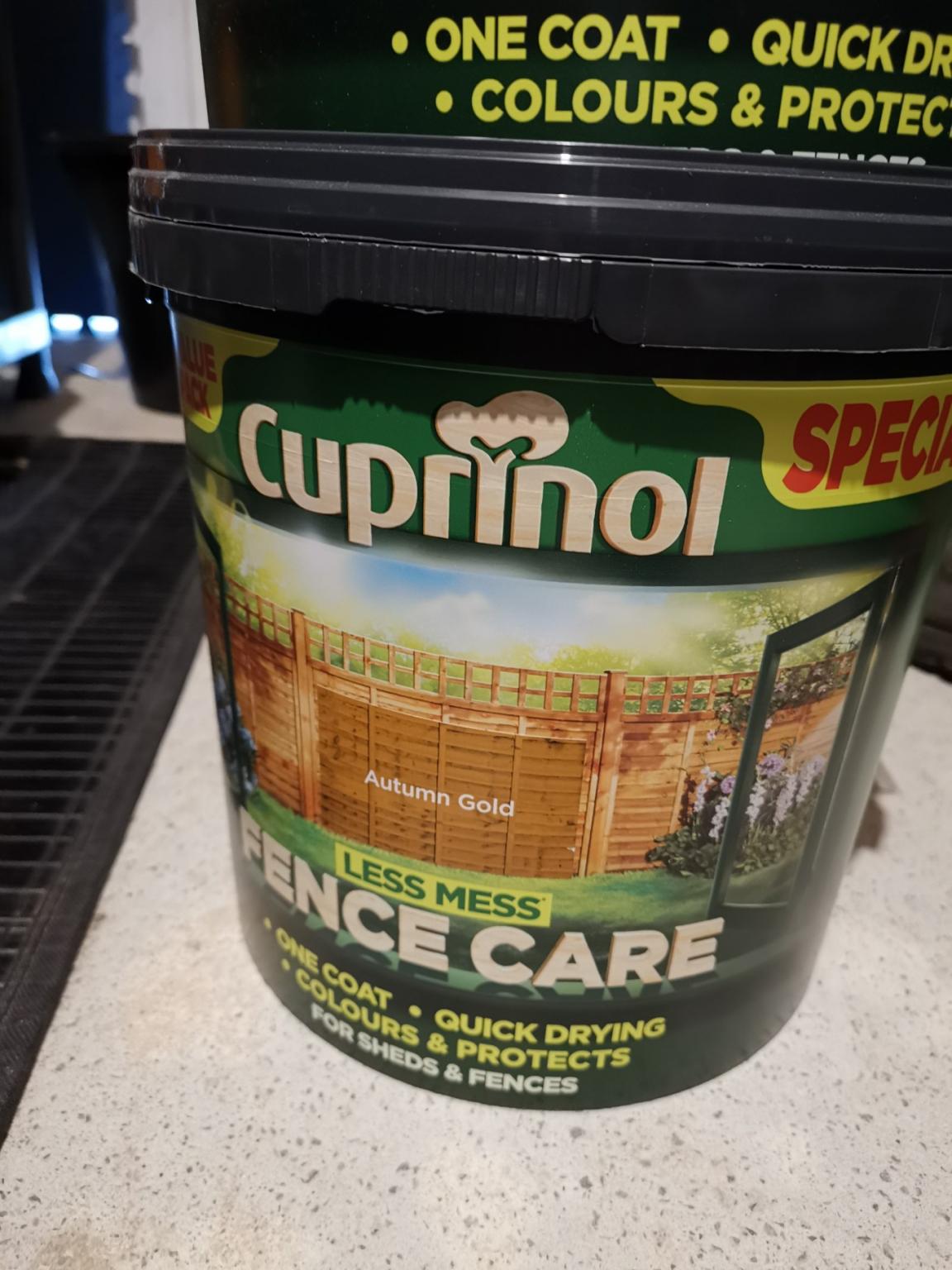Cuprinol fence paint Autumn Gold in OL6 Tameside for £40.00 for sale