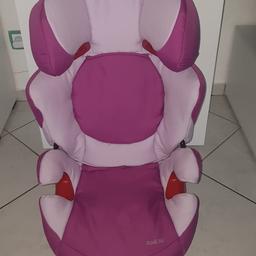 hier verkaufe ich einen Kindersitz der Marke Maxi Cosi. Es handelt sich um das Modell Rodi XP2. Der Sitz ist technisch und optisch in einem sehr guten Zustand. Er ist pink und rosa. Geeignet ist der Sitz für ein Körpergewicht von 15 bis 36 Kg.
Über die ECE R44-04 Norm verfügt er ebenfalls.

Bei weiteren Fragen bitte einfach melden!