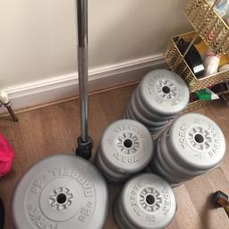 I am selling a set of weights.

You will get:
1 x barbell with grips to hold weights in place (slight rust on bar)
2 x 10kg weights
21 x 5kg weights

Total weight 125kg

Pick up Horsforth