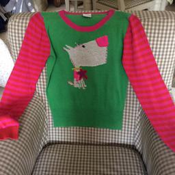 Great top. Only selling as it doesn't fit my daughter anymore. Please see my other items.