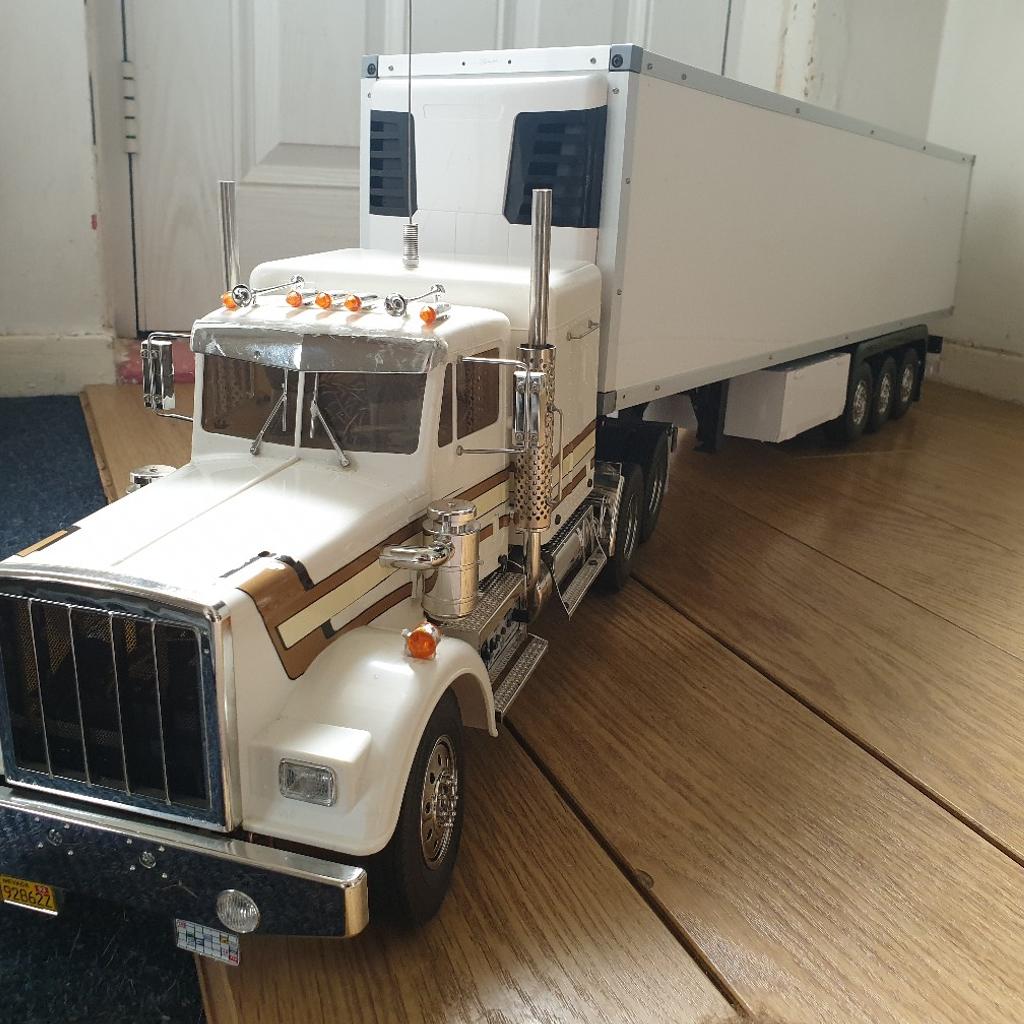 Tamiya Truck. MFC. 3 Axle Reefer Trailer. RC in LE5 Leicester for £500.