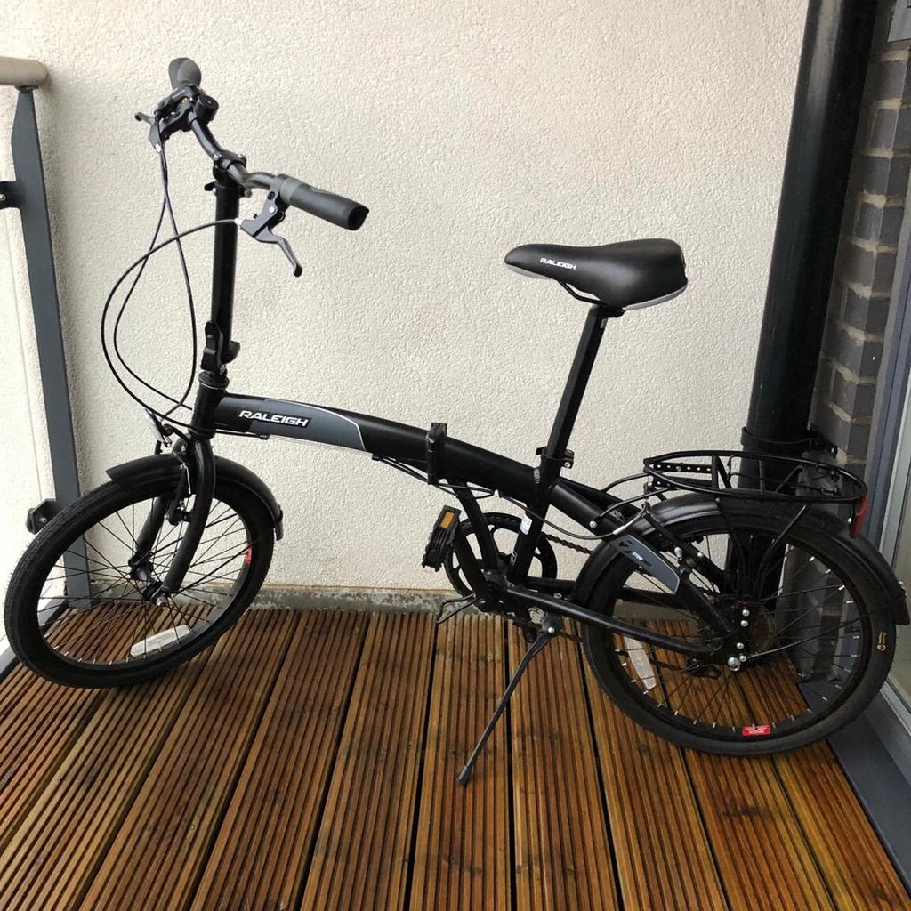 Raleigh Stowaway 7 Folding Bike in N11 Enfield for 185.00 for