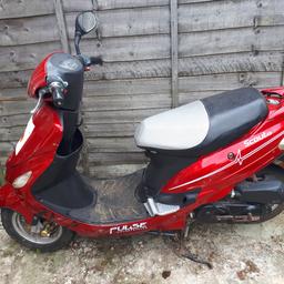 petrol 49cc. good condition runs well. no mot or tax (been snorned). has brand new battery and new spark plug. kick start and electric start.
buyer collects or can deliver locally in Corby area