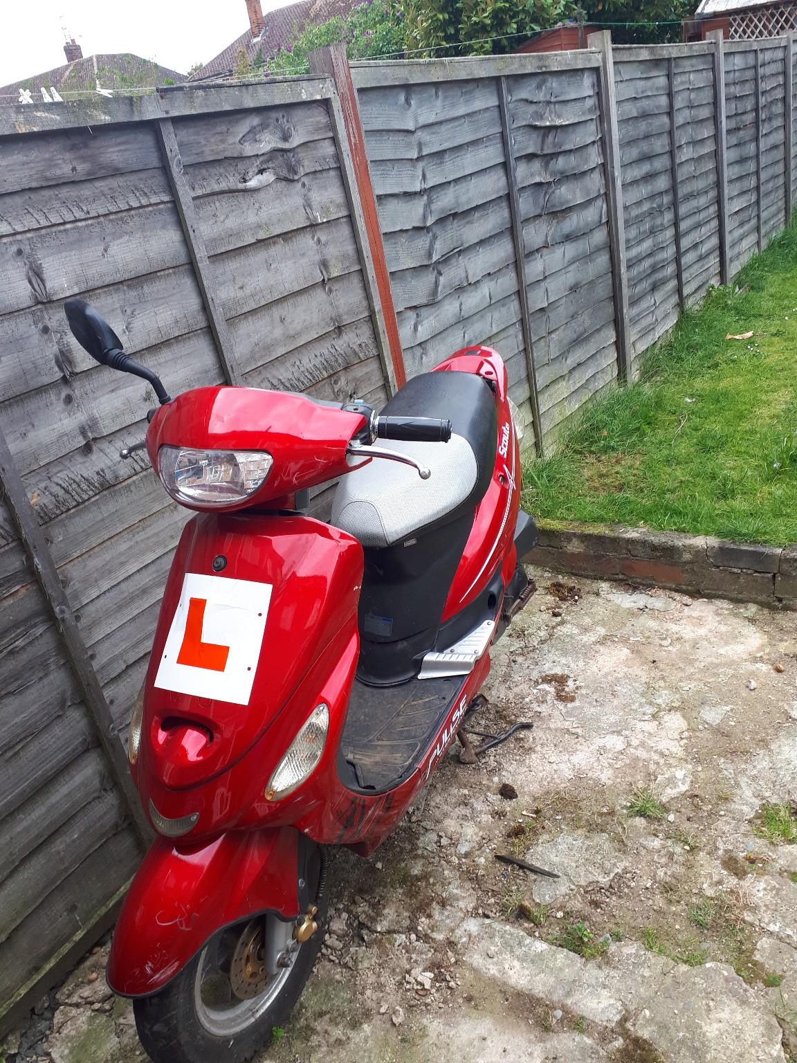 red pulse scout 49 moped 2013 plate in NN17 Corby for £150.00 for sale ...