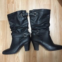 Primark size 6 wide feet boots - faux leather, hardly worn!

Welcome to collect from HA3 
Also Happy to post for £2.95 or free postage if you buy more than 2 items.