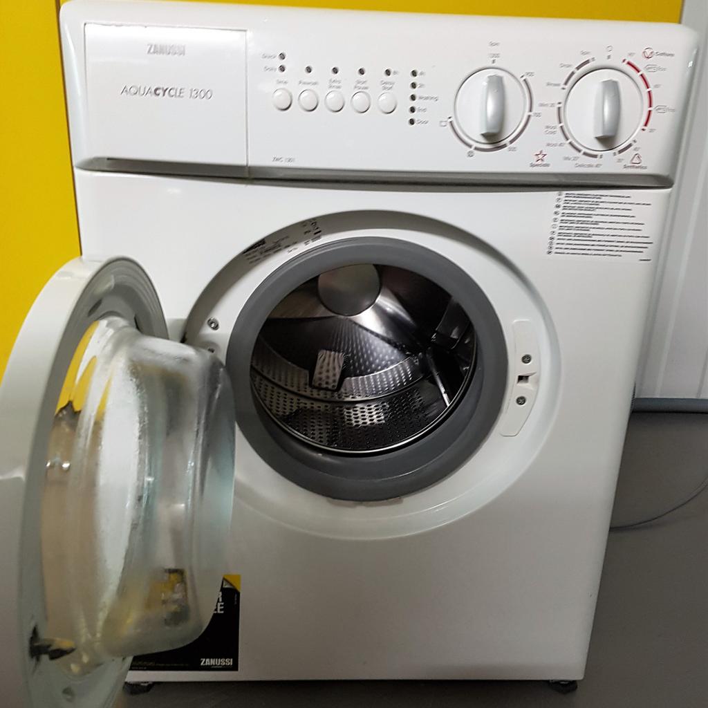 Zanussi 1301 Washing Machine 3kg 1300 spin in TW8 London for £69.99 for