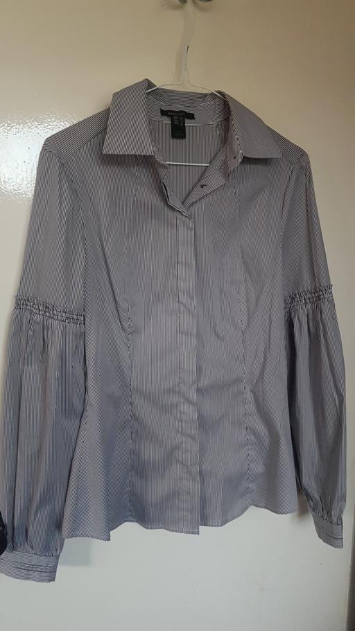 Buy & Sell Leicestershire Oadby and Wigston - Photos for (S/M) Ladies shirt