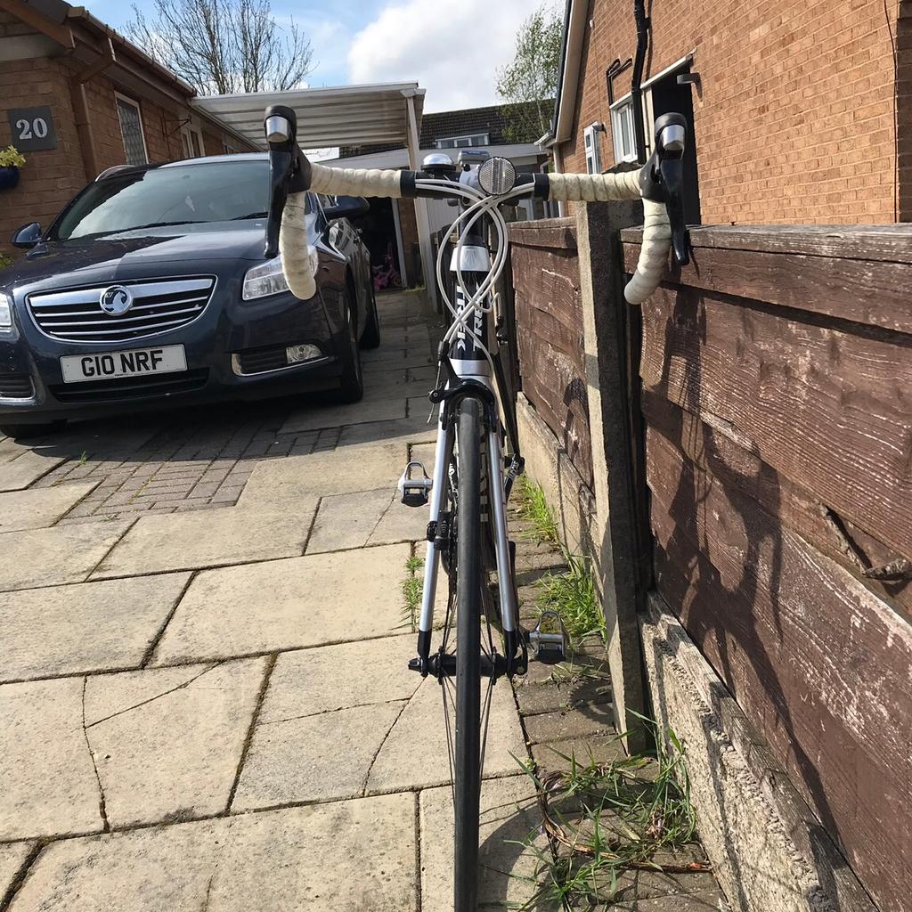 Trek madone 4.5 carbon road bike in FY5 Wyre für £ 600,00 zum Verkauf ...