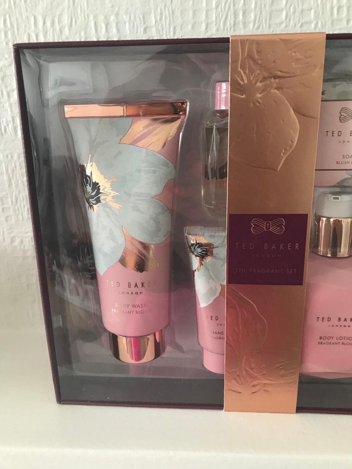 Ted baker set in BR5 Bromley für 15,00 £ zum Verkauf | Shpock DE