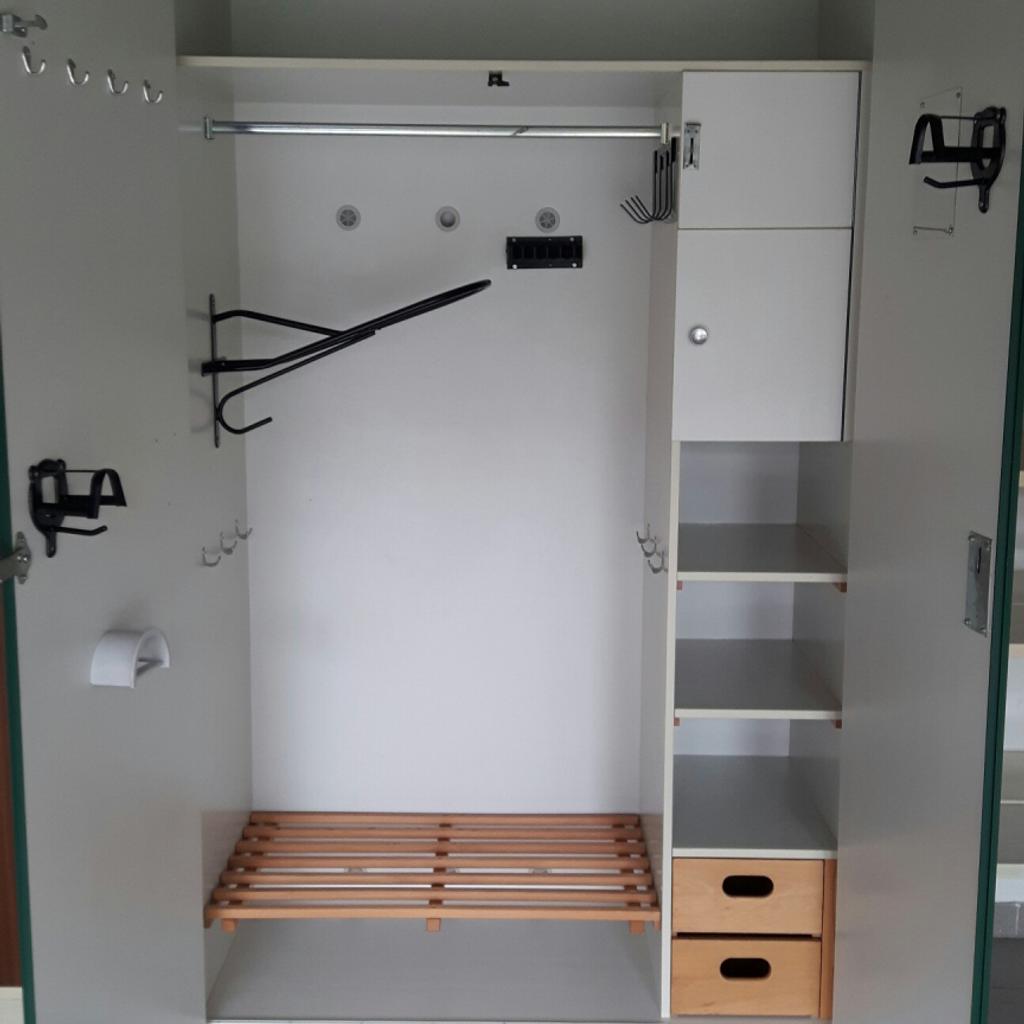 Bundeswehrschrank Direkt Von Der Bundeswehr