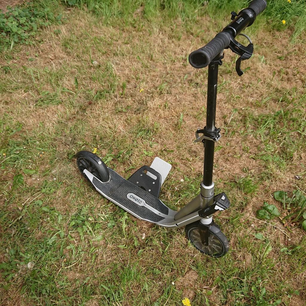OXELO TOWN 9 EF EASYFOLD ADULT SCOOTER in E16 Newham for £90.00 for ...