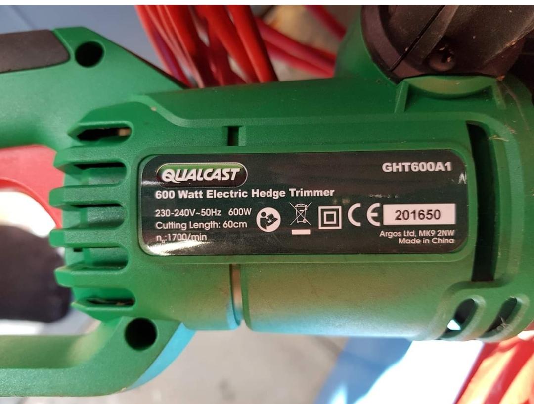 Qualcast Electric Hedge Trimmer 600W. in Huntingdonshire for £25.00