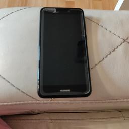 unlocked
black
excellent condition
original box is included (doesn't include headphone or charger)
the screen has no cracks
the screen protector is cracked which you can replace
the screen protector has always been on my phone so there is no scratches or dents on the phone.