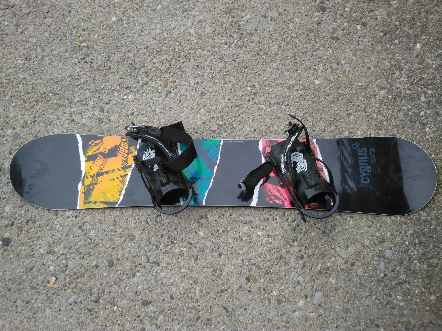 Snowboard in 5020 Salzburg für € 90,00 zum Verkauf Shpock AT